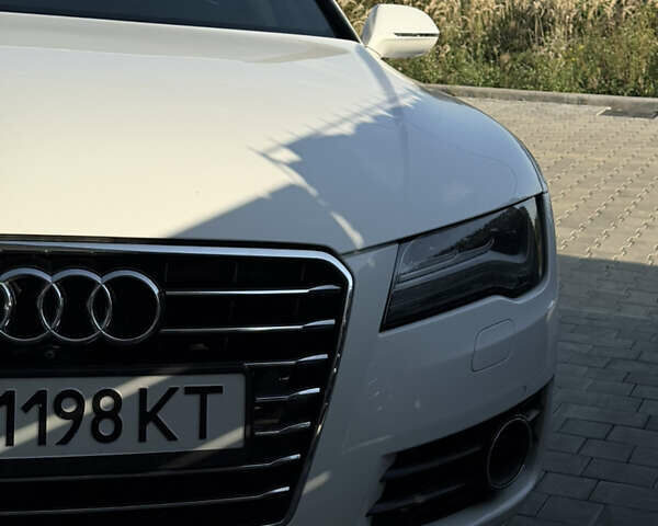 Ауди A7 Sportback 2014 в Ужгороде на Automoto.ua Белый Ауди A7 Sportback, объемом двигателя 2.97 л и пробегом 208 тыс. км за 21000 $, фото 4 на Automoto.ua