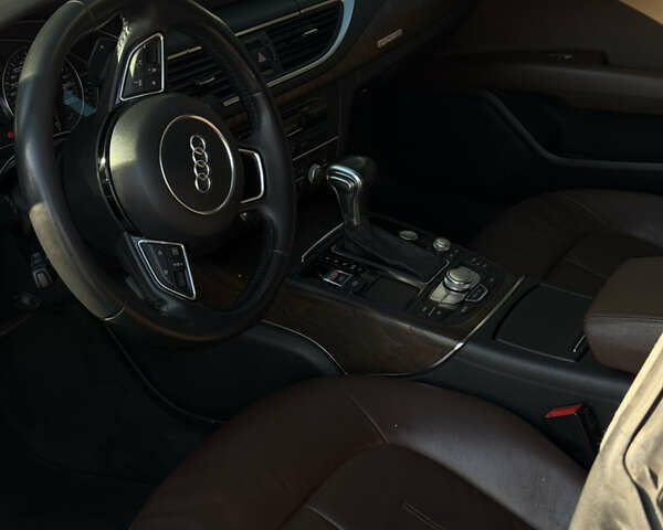 Ауди A7 Sportback 2014 в Ужгороде на Automoto.ua Белый Ауди A7 Sportback, объемом двигателя 2.97 л и пробегом 208 тыс. км за 21000 $, фото 17 на Automoto.ua