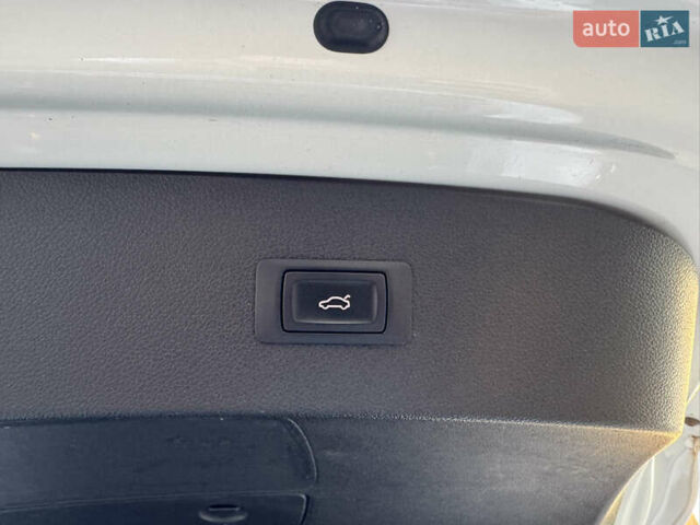 Белый Ауди A7 Sportback, объемом двигателя 3 л и пробегом 336 тыс. км за 13700 $, фото 70 на Automoto.ua