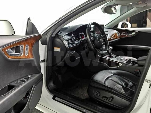 Белый Ауди A7 Sportback, объемом двигателя 3 л и пробегом 153 тыс. км за 11850 $, фото 4 на Automoto.ua