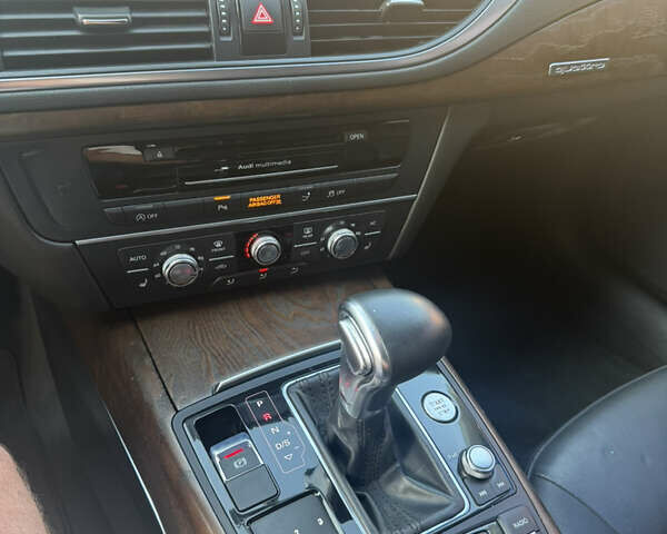 Белый Ауди A7 Sportback, объемом двигателя 3 л и пробегом 336 тыс. км за 13900 $, фото 59 на Automoto.ua