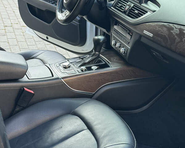 Белый Ауди A7 Sportback, объемом двигателя 3 л и пробегом 336 тыс. км за 13700 $, фото 77 на Automoto.ua