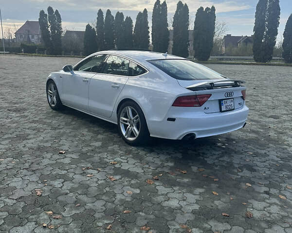 Белый Ауди A7 Sportback, объемом двигателя 3 л и пробегом 198 тыс. км за 18000 $, фото 3 на Automoto.ua