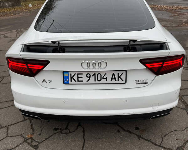 Белый Ауди A7 Sportback, объемом двигателя 3 л и пробегом 130 тыс. км за 20500 $, фото 13 на Automoto.ua