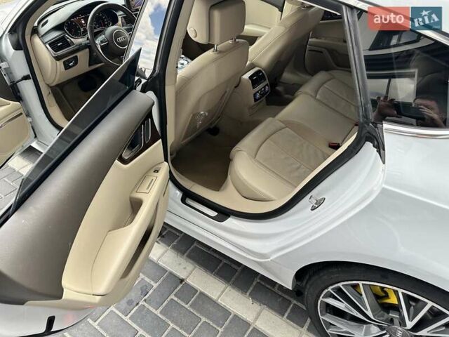 Белый Ауди A7 Sportback, объемом двигателя 3 л и пробегом 142 тыс. км за 24000 $, фото 5 на Automoto.ua
