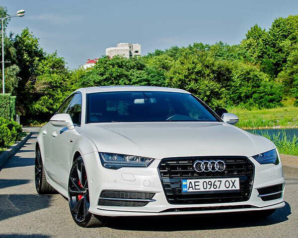 Белый Ауди A7 Sportback, объемом двигателя 3 л и пробегом 127 тыс. км за 31500 $, фото 2 на Automoto.ua