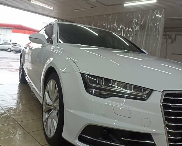 Білий Ауді A7 Sportback, об'ємом двигуна 2.97 л та пробігом 92 тис. км за 34000 $, фото 2 на Automoto.ua