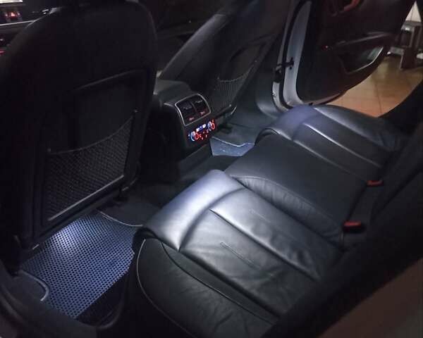 Білий Ауді A7 Sportback, об'ємом двигуна 2.97 л та пробігом 92 тис. км за 34000 $, фото 13 на Automoto.ua