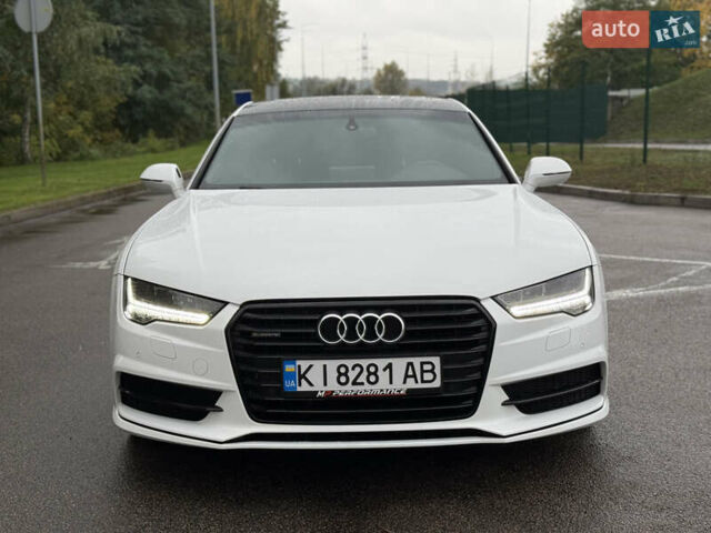 Белый Ауди A7 Sportback, объемом двигателя 3 л и пробегом 112 тыс. км за 25000 $, фото 4 на Automoto.ua