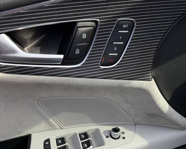 Белый Ауди A7 Sportback, объемом двигателя 2.97 л и пробегом 145 тыс. км за 26500 $, фото 13 на Automoto.ua