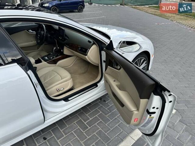 Белый Ауди A7 Sportback, объемом двигателя 3 л и пробегом 142 тыс. км за 24000 $, фото 19 на Automoto.ua