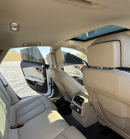 Белый Ауди A7 Sportback, объемом двигателя 3 л и пробегом 210 тыс. км за 23499 $, фото 14 на Automoto.ua