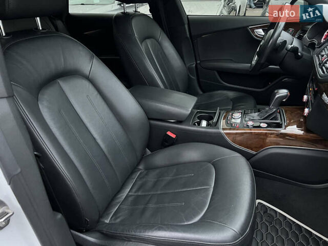Белый Ауди A7 Sportback, объемом двигателя 3 л и пробегом 110 тыс. км за 25300 $, фото 39 на Automoto.ua