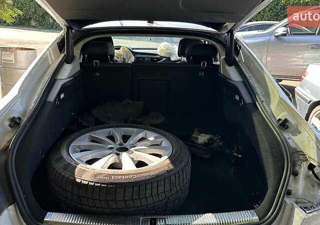 Білий Ауді A7 Sportback, об'ємом двигуна 2.97 л та пробігом 74 тис. км за 9000 $, фото 7 на Automoto.ua