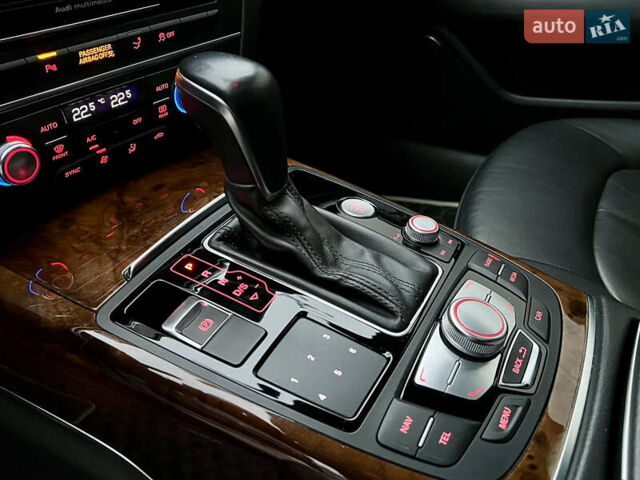 Белый Ауди A7 Sportback, объемом двигателя 3 л и пробегом 110 тыс. км за 25300 $, фото 26 на Automoto.ua