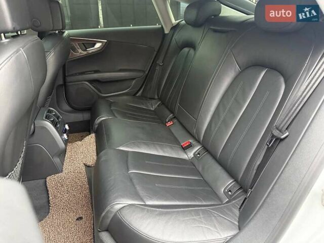 Белый Ауди A7 Sportback, объемом двигателя 2.97 л и пробегом 137 тыс. км за 28990 $, фото 10 на Automoto.ua