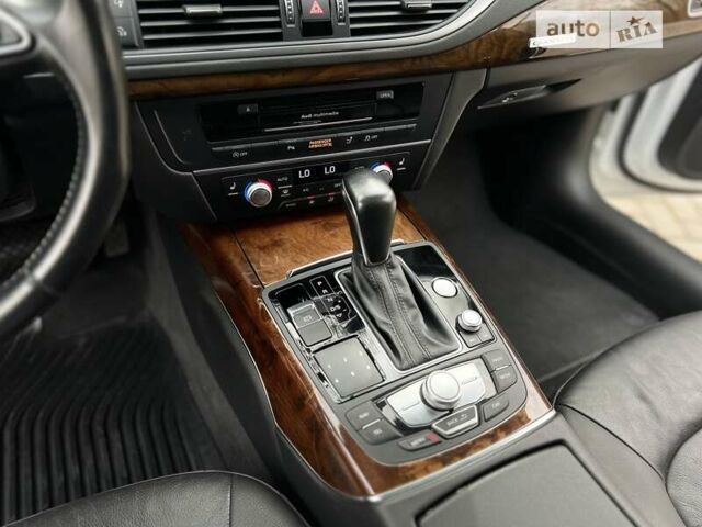 Белый Ауди A7 Sportback, объемом двигателя 3 л и пробегом 142 тыс. км за 25000 $, фото 62 на Automoto.ua