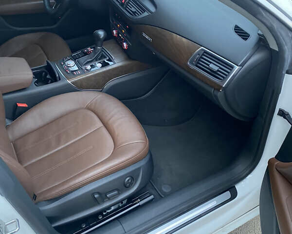Белый Ауди A7 Sportback, объемом двигателя 3 л и пробегом 130 тыс. км за 21200 $, фото 8 на Automoto.ua