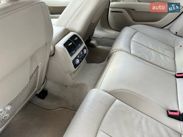 Белый Ауди A7 Sportback, объемом двигателя 3 л и пробегом 142 тыс. км за 24000 $, фото 28 на Automoto.ua