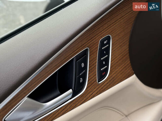 Белый Ауди A7 Sportback, объемом двигателя 3 л и пробегом 125 тыс. км за 23900 $, фото 29 на Automoto.ua
