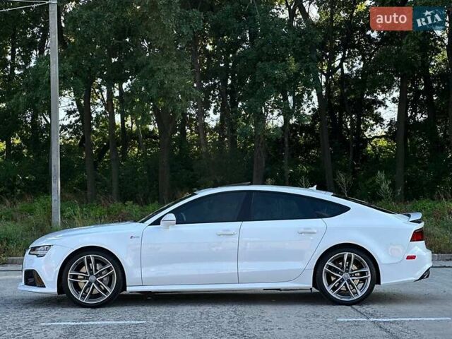 Ауди A7 Sportback 2016 в Киеве на Automoto.ua Белый Ауди A7 Sportback, объемом двигателя 3 л и пробегом 26 тыс. км за 24990 $, фото 6 на Automoto.ua