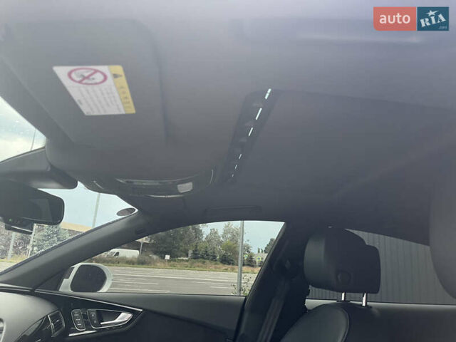 Белый Ауди A7 Sportback, объемом двигателя 2.97 л и пробегом 180 тыс. км за 33800 $, фото 15 на Automoto.ua
