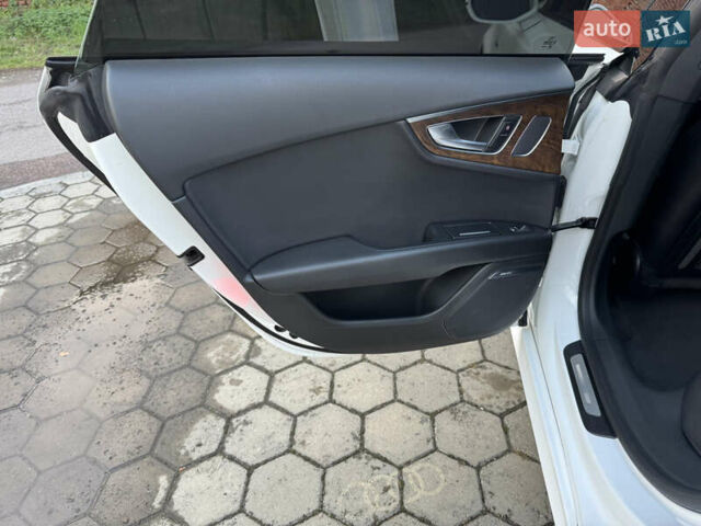 Белый Ауди A7 Sportback, объемом двигателя 3 л и пробегом 108 тыс. км за 21900 $, фото 20 на Automoto.ua