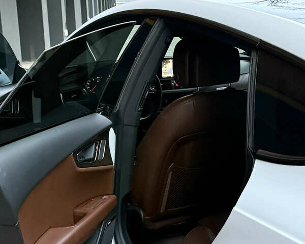 Белый Ауди A7 Sportback, объемом двигателя 3 л и пробегом 180 тыс. км за 23550 $, фото 32 на Automoto.ua