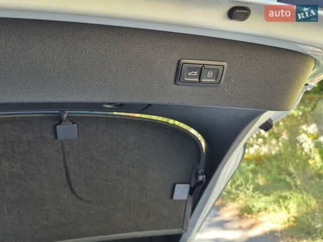 Білий Ауді A7 Sportback, об'ємом двигуна 3 л та пробігом 207 тис. км за 23999 $, фото 15 на Automoto.ua