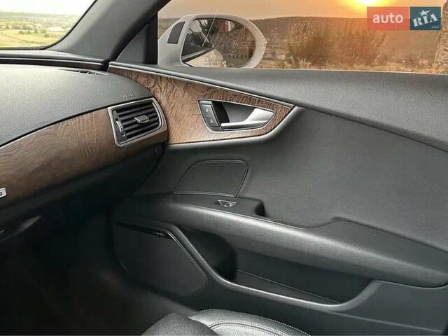 Белый Ауди A7 Sportback, объемом двигателя 3 л и пробегом 115 тыс. км за 25800 $, фото 9 на Automoto.ua