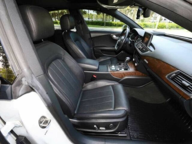 Белый Ауди A7 Sportback, объемом двигателя 3 л и пробегом 87 тыс. км за 19000 $, фото 12 на Automoto.ua