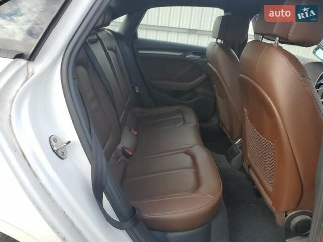 Белый Ауди A7 Sportback, объемом двигателя 3 л и пробегом 85 тыс. км за 5500 $, фото 9 на Automoto.ua