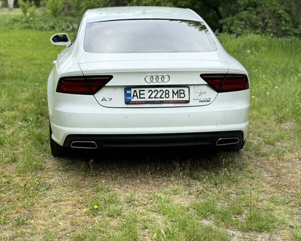 Білий Ауді A7 Sportback, об'ємом двигуна 3 л та пробігом 170 тис. км за 30000 $, фото 1 на Automoto.ua