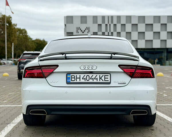 Белый Ауди A7 Sportback, объемом двигателя 3 л и пробегом 155 тыс. км за 26200 $, фото 6 на Automoto.ua
