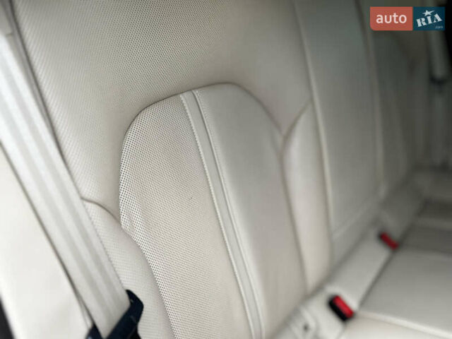 Белый Ауди A7 Sportback, объемом двигателя 3 л и пробегом 125 тыс. км за 23900 $, фото 72 на Automoto.ua