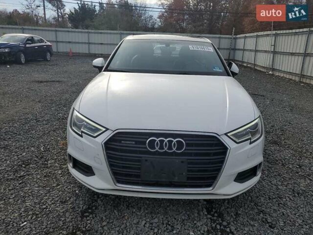 Белый Ауди A7 Sportback, объемом двигателя 3 л и пробегом 85 тыс. км за 5500 $, фото 4 на Automoto.ua