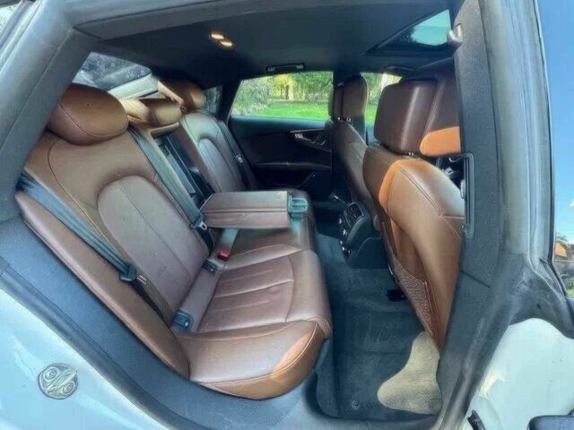 Белый Ауди A7 Sportback, объемом двигателя 3 л и пробегом 79 тыс. км за 13000 $, фото 11 на Automoto.ua