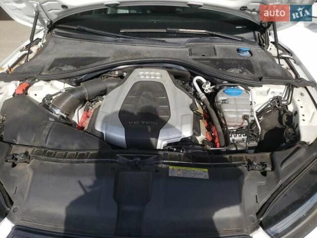 Белый Ауди A7 Sportback, объемом двигателя 3 л и пробегом 160 тыс. км за 4200 $, фото 10 на Automoto.ua