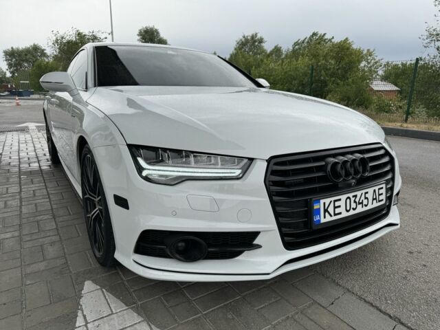 Белый Ауди A7 Sportback, объемом двигателя 3 л и пробегом 129 тыс. км за 28300 $, фото 2 на Automoto.ua