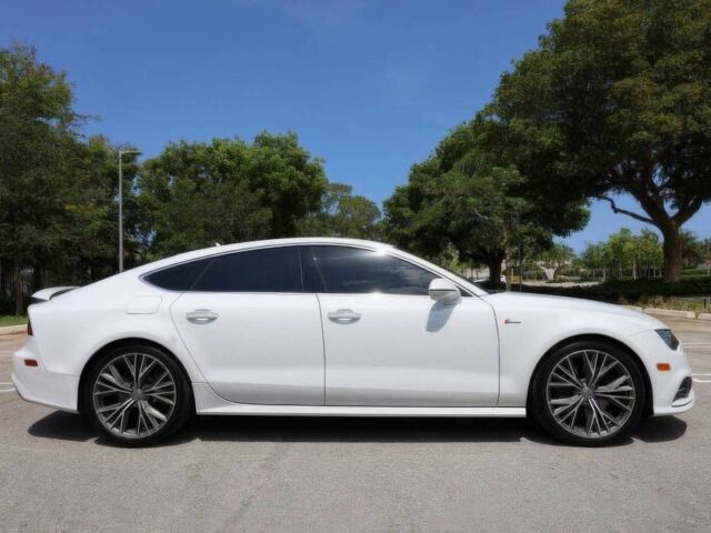 Белый Ауди A7 Sportback, объемом двигателя 3 л и пробегом 87 тыс. км за 19000 $, фото 6 на Automoto.ua