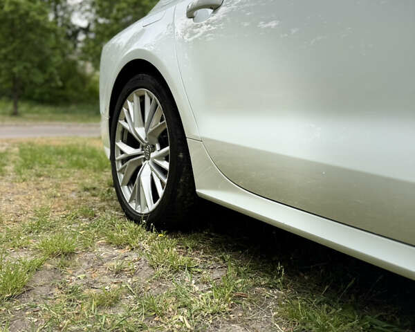 Білий Ауді A7 Sportback, об'ємом двигуна 3 л та пробігом 170 тис. км за 30000 $, фото 5 на Automoto.ua
