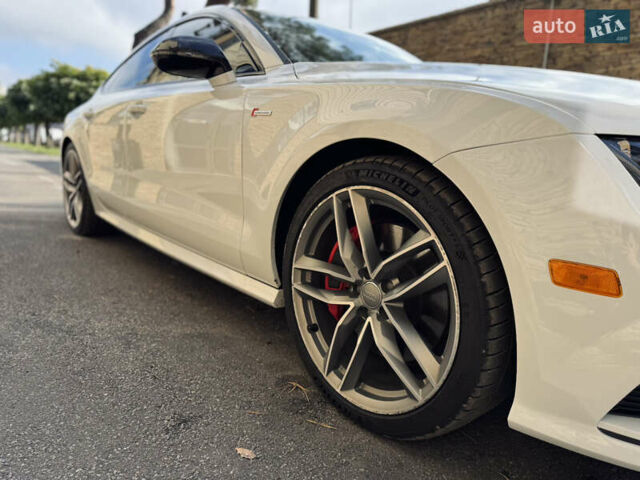 Белый Ауди A7 Sportback, объемом двигателя 3 л и пробегом 139 тыс. км за 26800 $, фото 2 на Automoto.ua