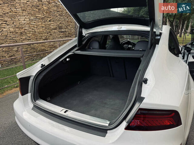 Белый Ауди A7 Sportback, объемом двигателя 3 л и пробегом 139 тыс. км за 26800 $, фото 29 на Automoto.ua