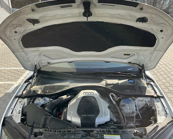Белый Ауди A7 Sportback, объемом двигателя 3 л и пробегом 133 тыс. км за 26900 $, фото 10 на Automoto.ua