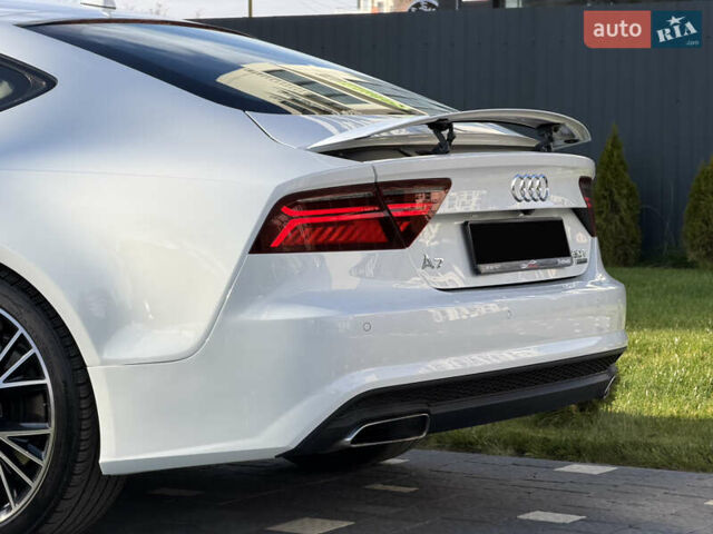 Белый Ауди A7 Sportback, объемом двигателя 3 л и пробегом 256 тыс. км за 19800 $, фото 16 на Automoto.ua