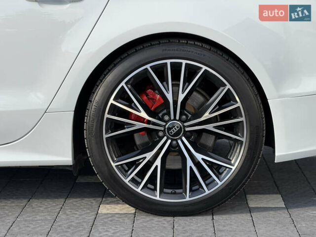 Белый Ауди A7 Sportback, объемом двигателя 3 л и пробегом 256 тыс. км за 19800 $, фото 5 на Automoto.ua