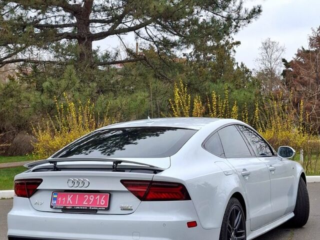 Белый Ауди A7 Sportback, объемом двигателя 30 л и пробегом 122 тыс. км за 31500 $, фото 2 на Automoto.ua