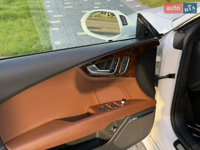 Белый Ауди A7 Sportback, объемом двигателя 3 л и пробегом 256 тыс. км за 19800 $, фото 26 на Automoto.ua