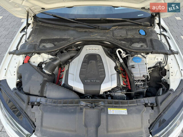 Белый Ауди A7 Sportback, объемом двигателя 3 л и пробегом 256 тыс. км за 19800 $, фото 23 на Automoto.ua
