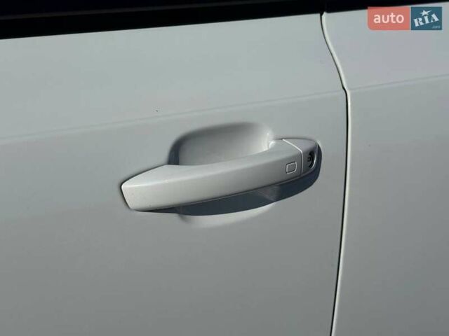 Білий Ауді A7 Sportback, об'ємом двигуна 3 л та пробігом 148 тис. км за 27000 $, фото 6 на Automoto.ua